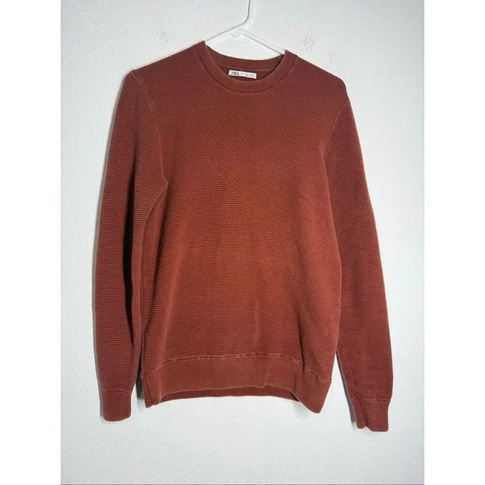Zara Rust Red Ribbed Sweater Features Textured Horizontally Striped Design Sz S